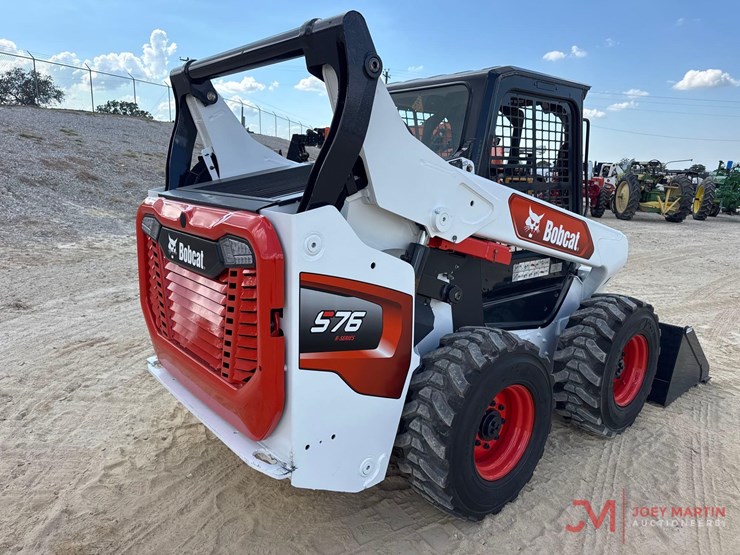 2020-bobcat-s76-image-2