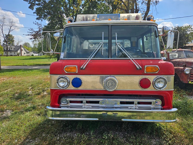 1983-ford-c800-image-20