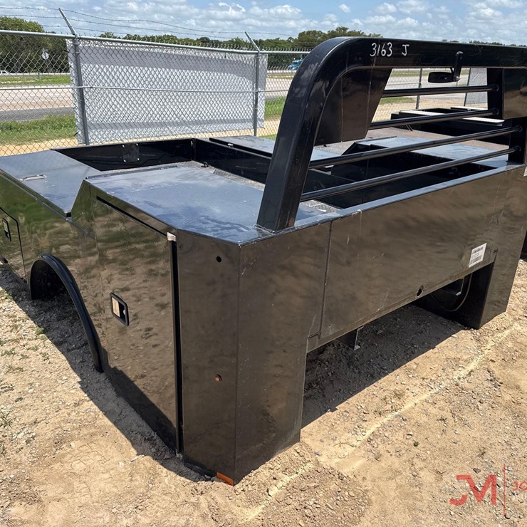 2023 NORTHSTAR TRUCK BED