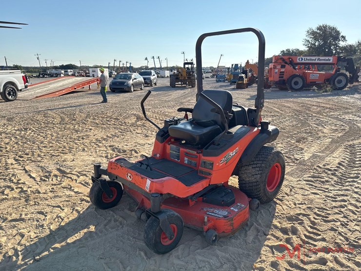 kubota-zg327-image-4