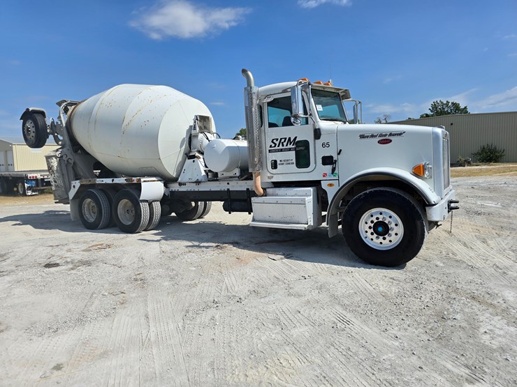 2014-peterbilt-365-image-43