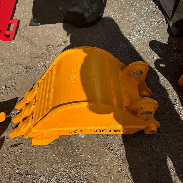 CATERPILLAR 305