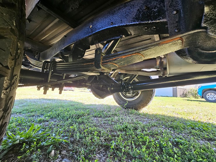 1972-chevrolet-c10-image-56