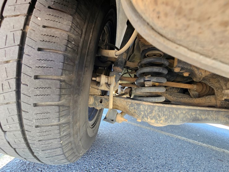 2014-ford-explorer-image-65