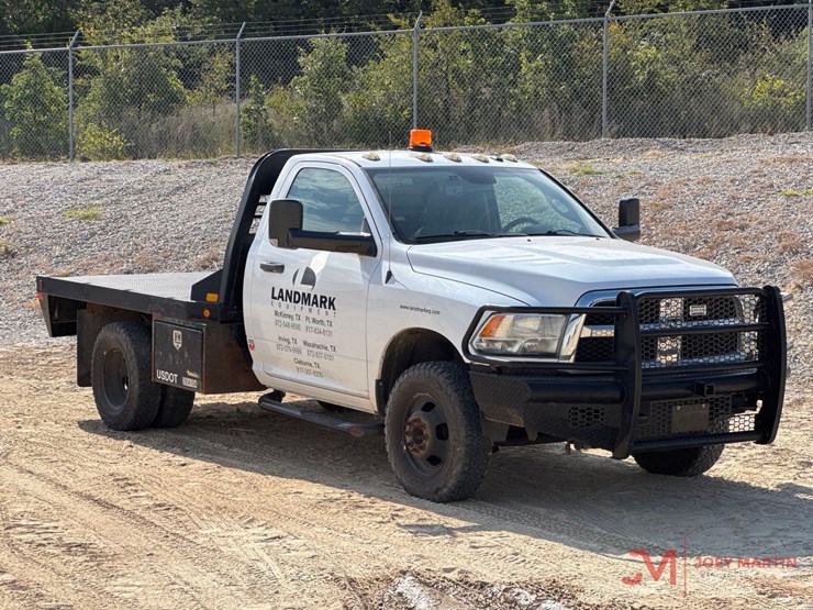 2015-dodge-ram-3500-image-1