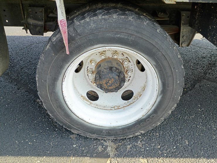 1998-ford-f700-image-76