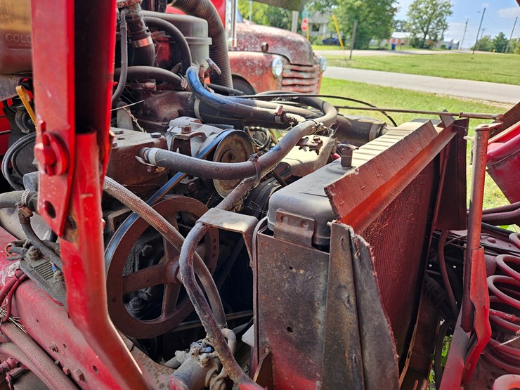 1983-ford-c800-image-23