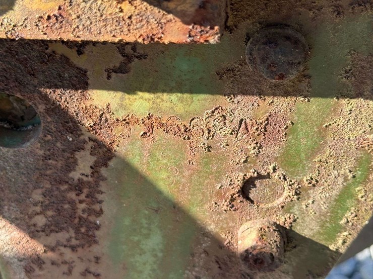 john-deere-4-bottom-pull-type-plow-image-35