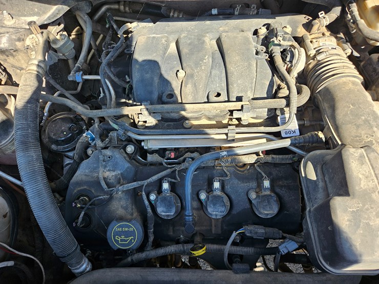 2017-ford-explorer-image-23