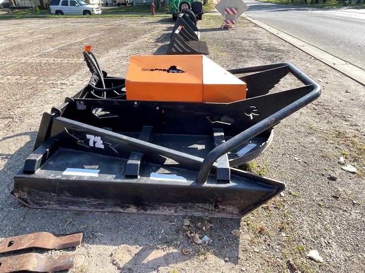 #4307-•-skid-pro-72"-skid-steer-mount-heavy-duty-brush-mower-image-6
