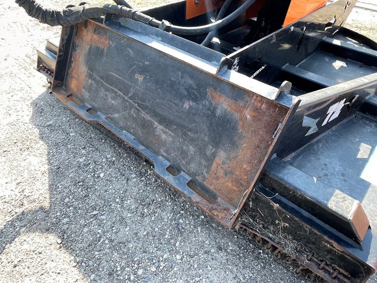 #4307-•-skid-pro-72"-skid-steer-mount-heavy-duty-brush-mower-image-8