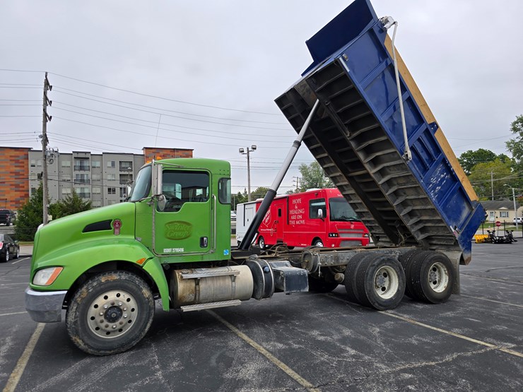 2016-kenworth-t370-image-56