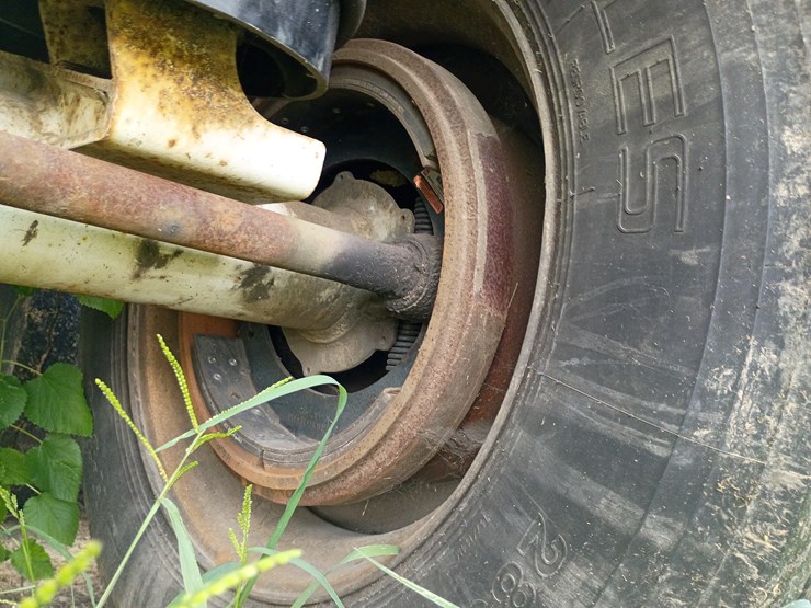 1977-trinity-tank-image-44