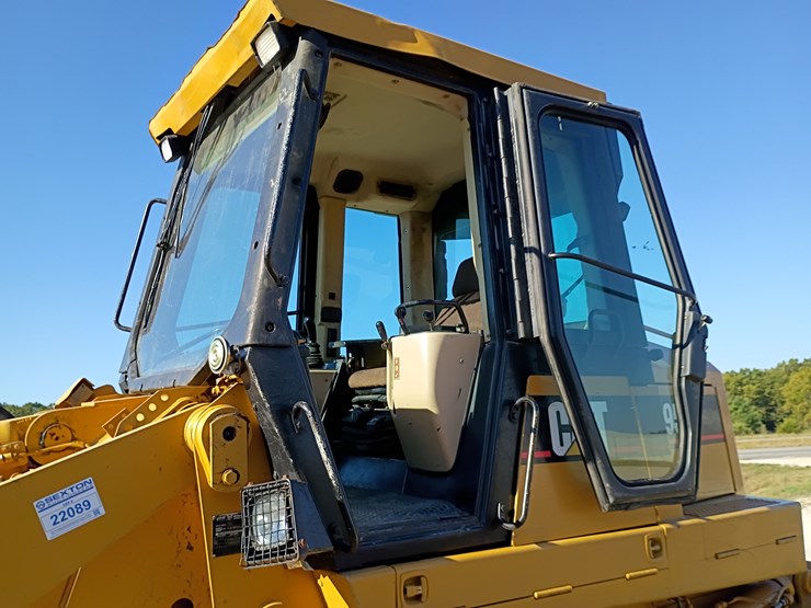 2002-caterpillar-953c-image-53