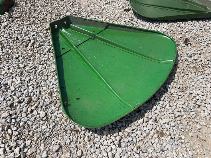 john-deere-clamshell-fenders-image-7
