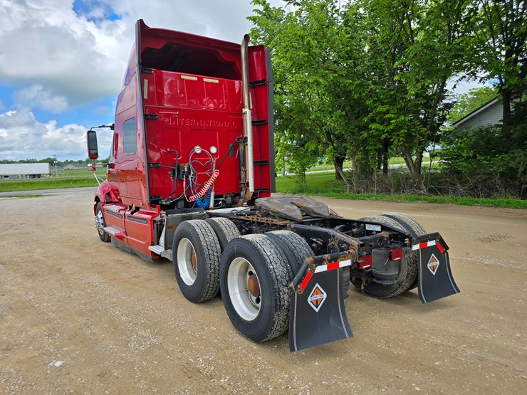 2015-international-prostar-image-15