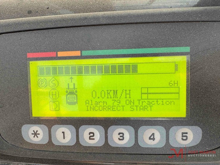 new/unused-e-picker-model-efl30-189-electric-forklift-image-16