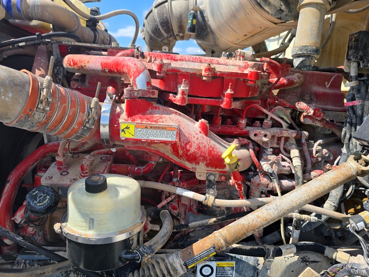 2014-peterbilt-365-image-59