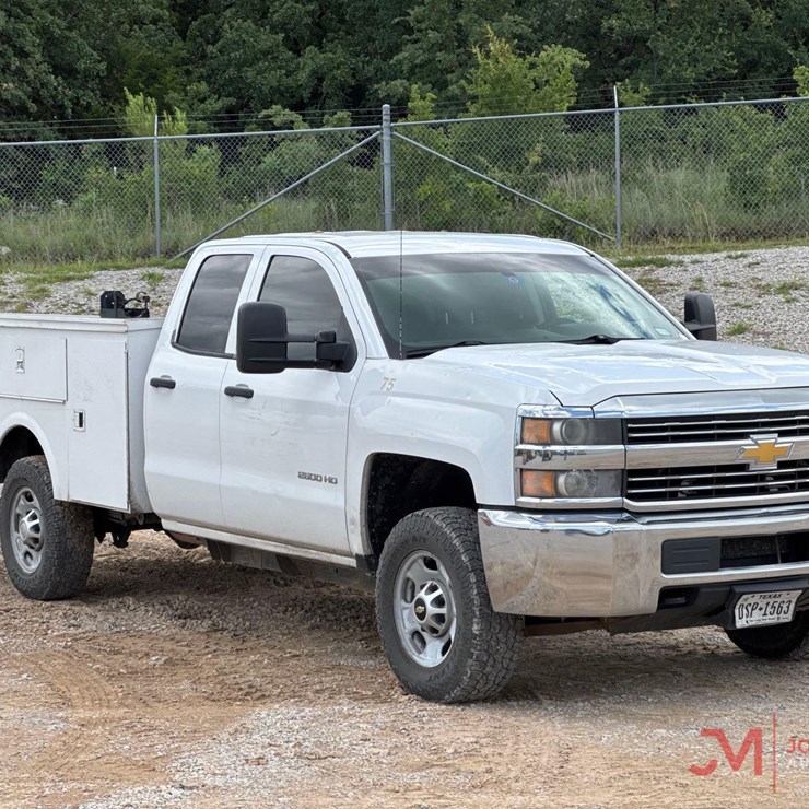 2015 CHEVROLET 2500