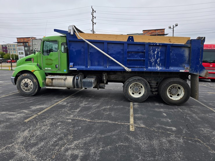 2016-kenworth-t370-image-10