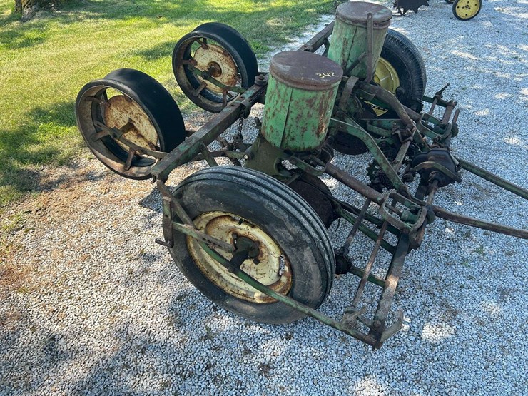 john-deere-2-image-4