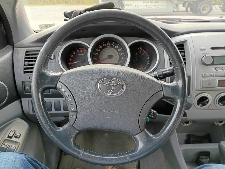 2007-toyota-tacoma-image-42