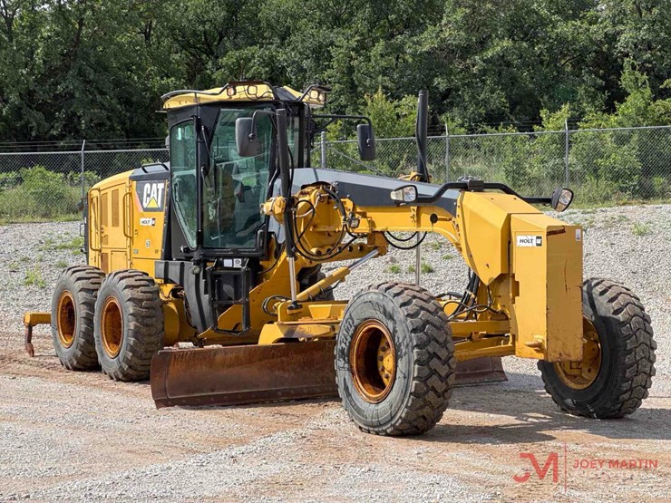 2012-caterpillar-140m2-image-1