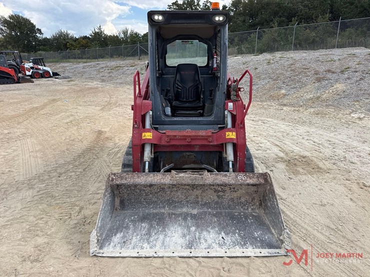 2021-takeuchi-tl8r2-image-5