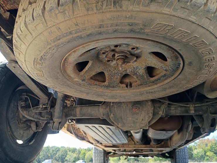 2014-chevrolet-silverado-image-77