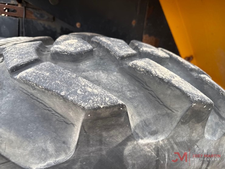 2019-jcb-930-image-6