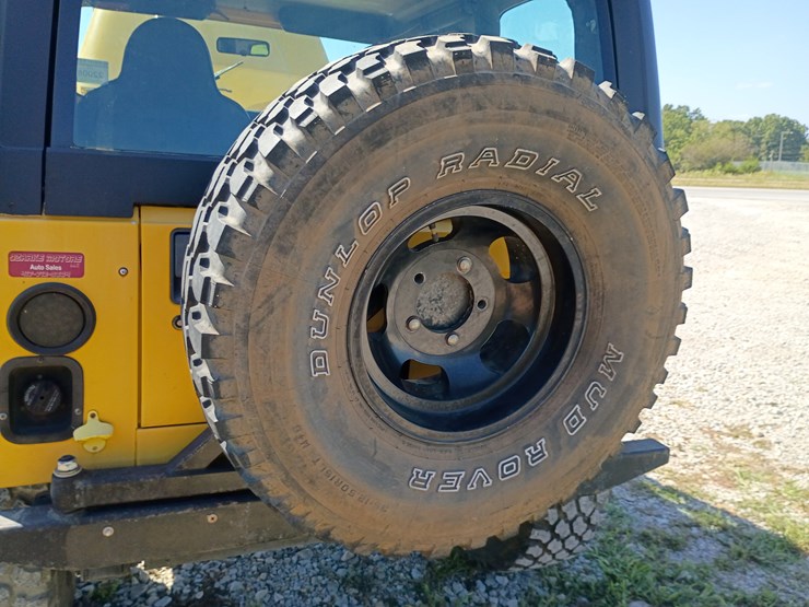 1995-jeep-wrangler-image-56