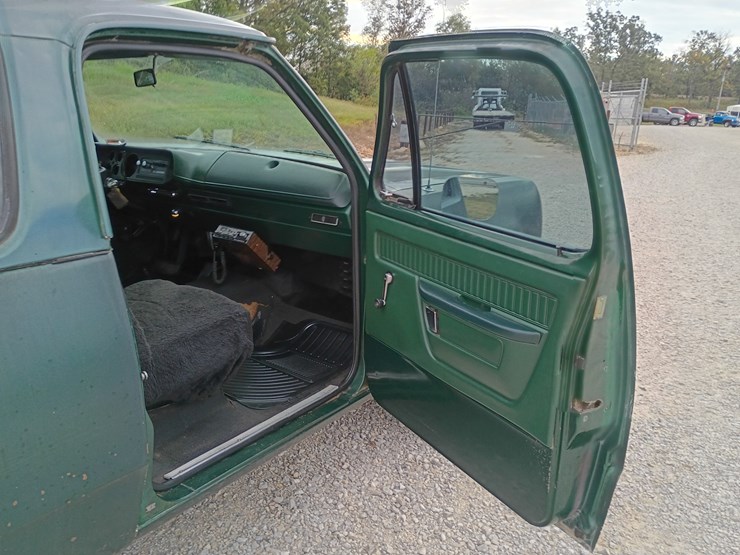 1976-dodge-ram-charger-image-37