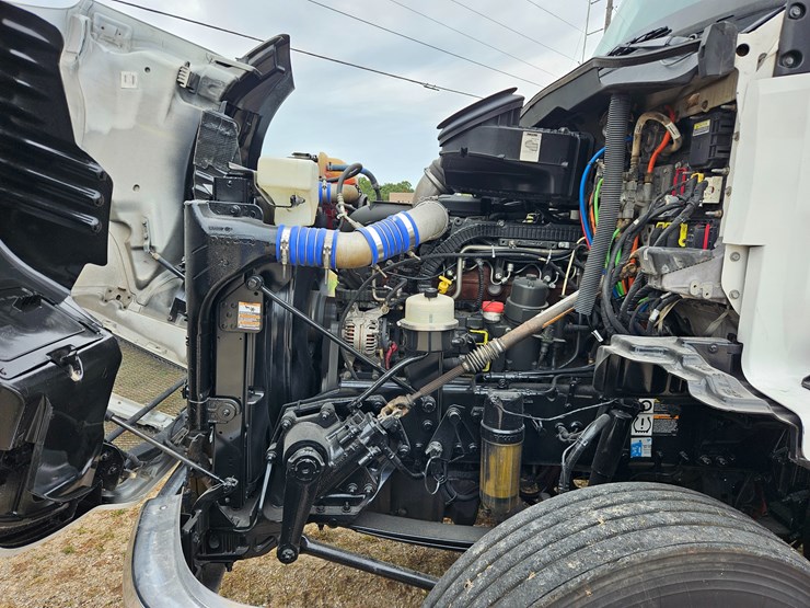 kenworth-t680-image-25