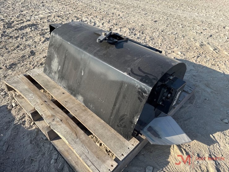 new-hydraulic-concrete-mixing-bucket-mini-skid-steer-attachment-image-4