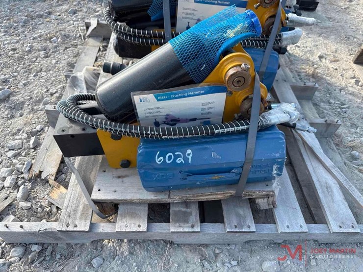 new-iranch-hydraulic-hammer-/-breaker-mini-excavator-attachment-image-2