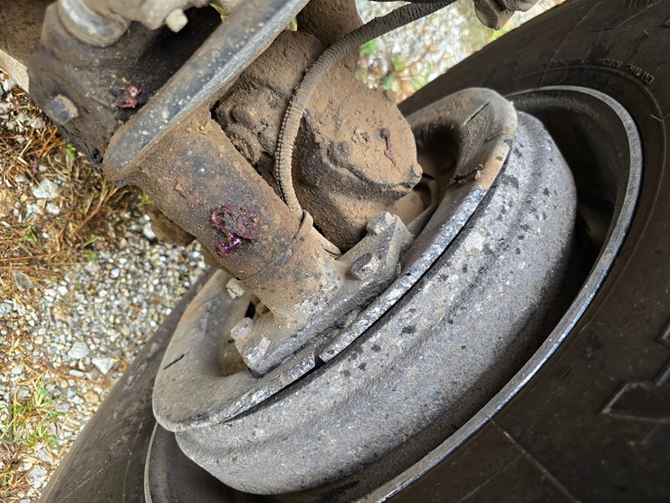 1999-sterling-l9511-image-73