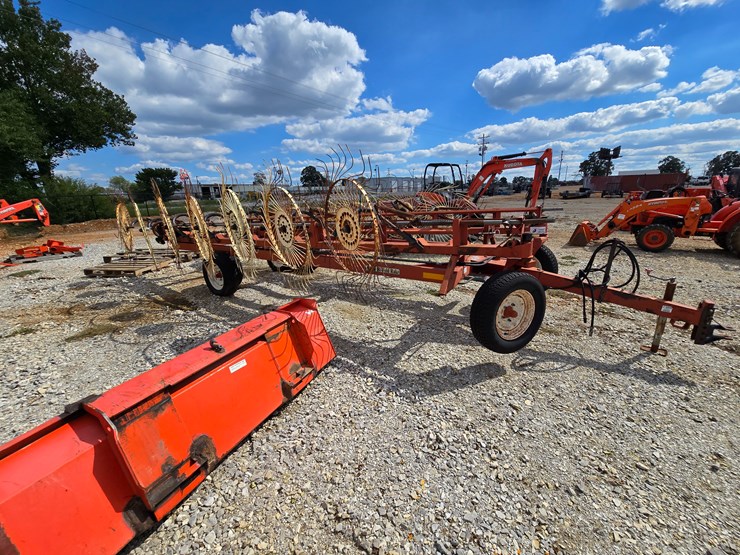 2000-h-&-s-bf16-image-25