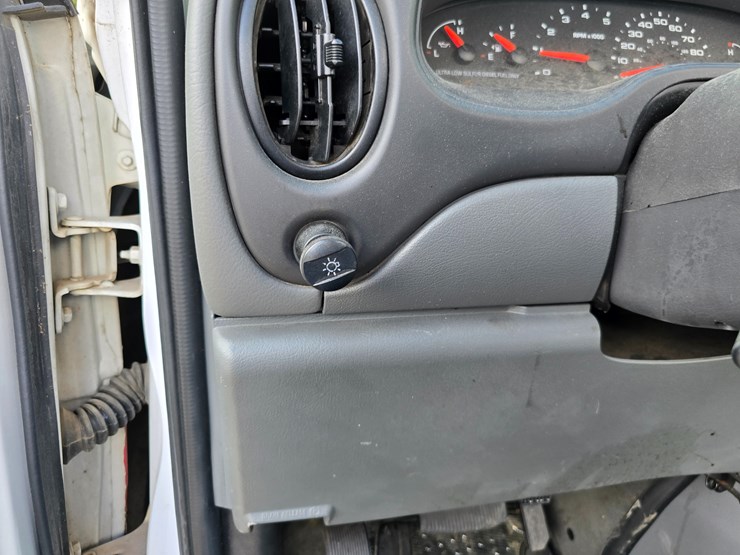 2008-ford-e450-image-54