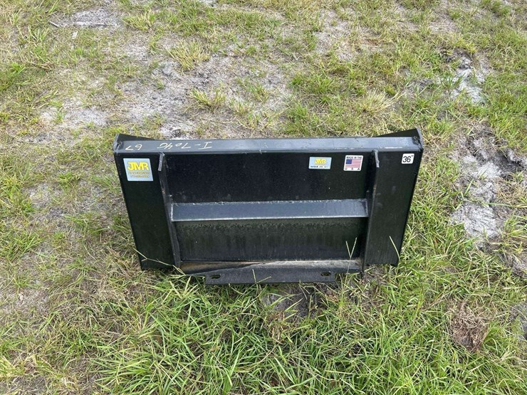 2025-jmr-36in-bucket-mini-skid-steer-attachment-image-6