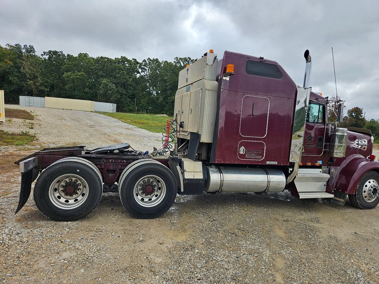 2000-kenworth-w900-image-17