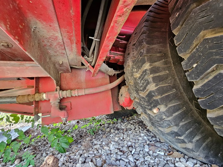 1983-ford-c800-image-83