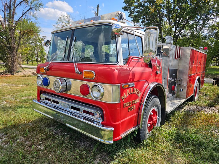 1983-ford-c800-image-19