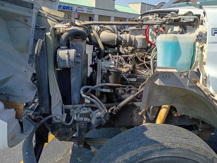 1998-ford-f700-image-26