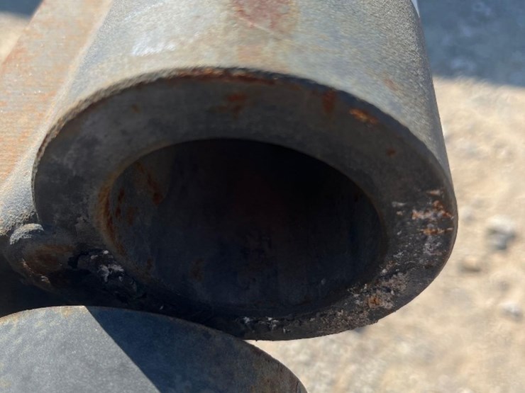 (1)-72"-telehandler-fork-image-2