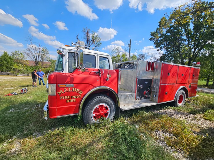 1983-ford-c800-image-17