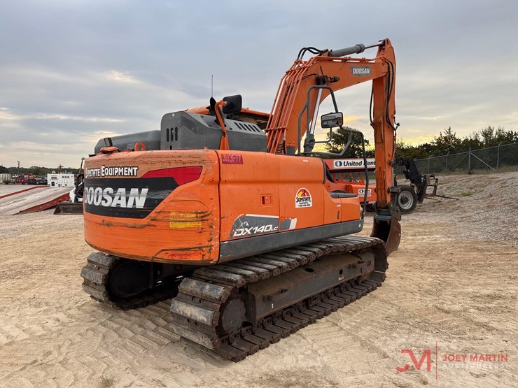 2018-doosan-dx140-lc-5-image-4