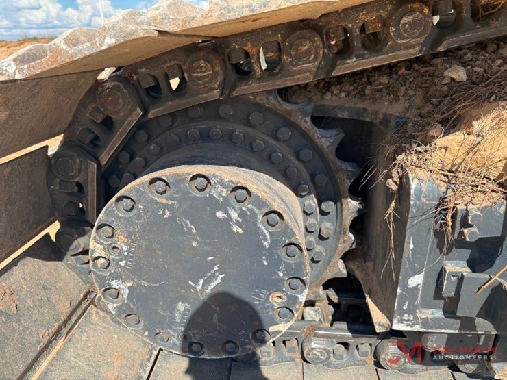 2019-deere-470g-lc-image-13