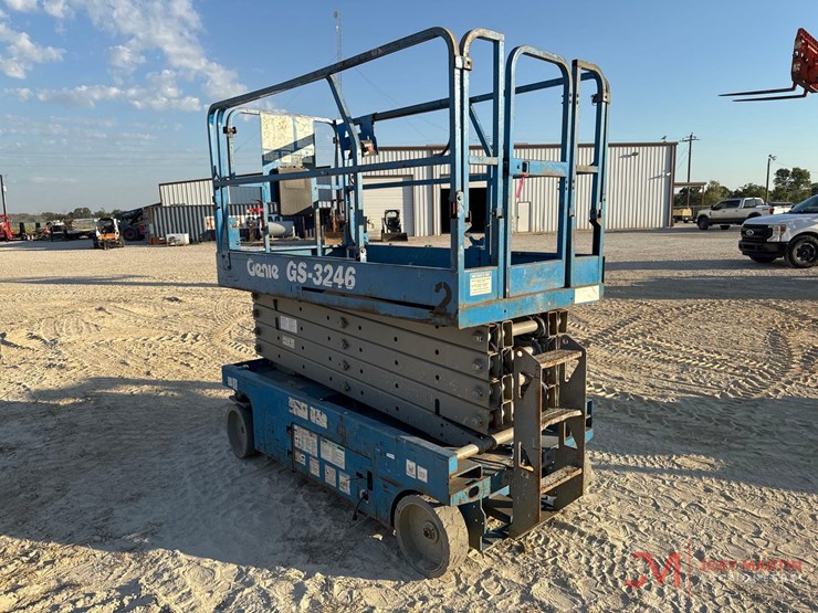 2006-genie-gs3246-image-3