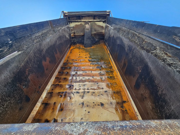 1989-peterbilt-379-image-61