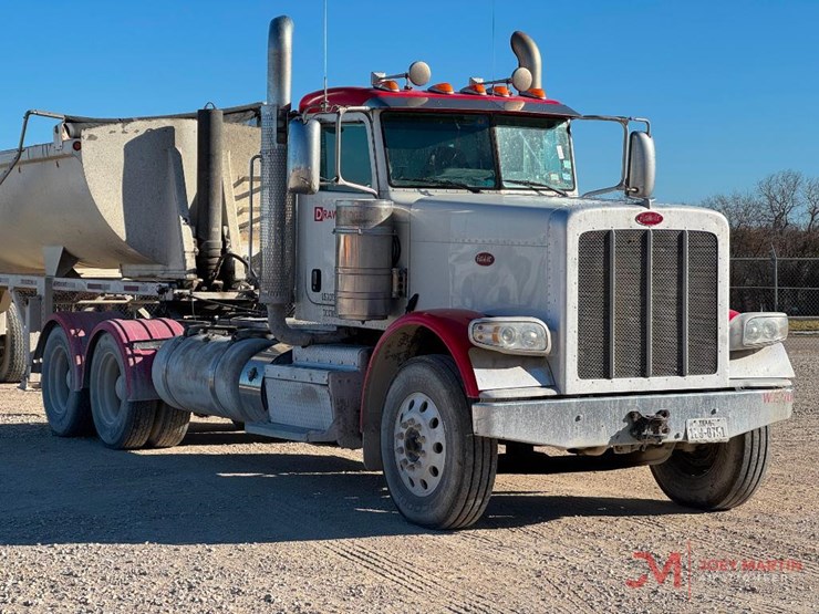 2016-peterbilt-389-image-1